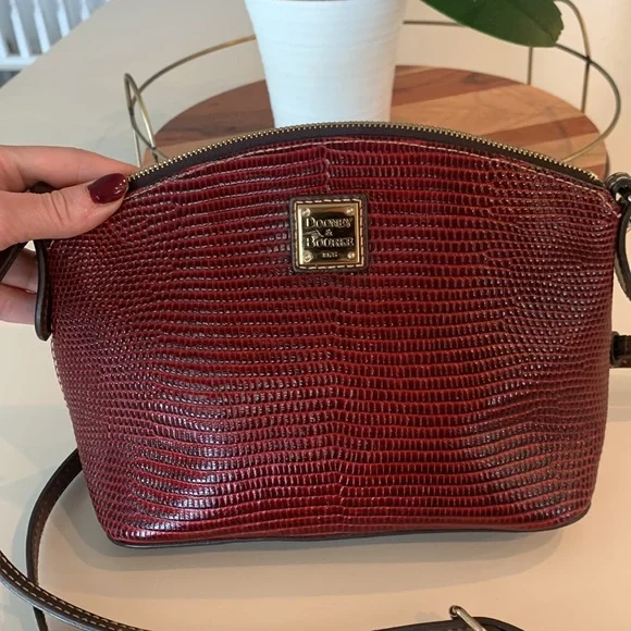 Dooney & Bourke Red Lizard-Embossed Crossbody Bag - Picture 2 of 15